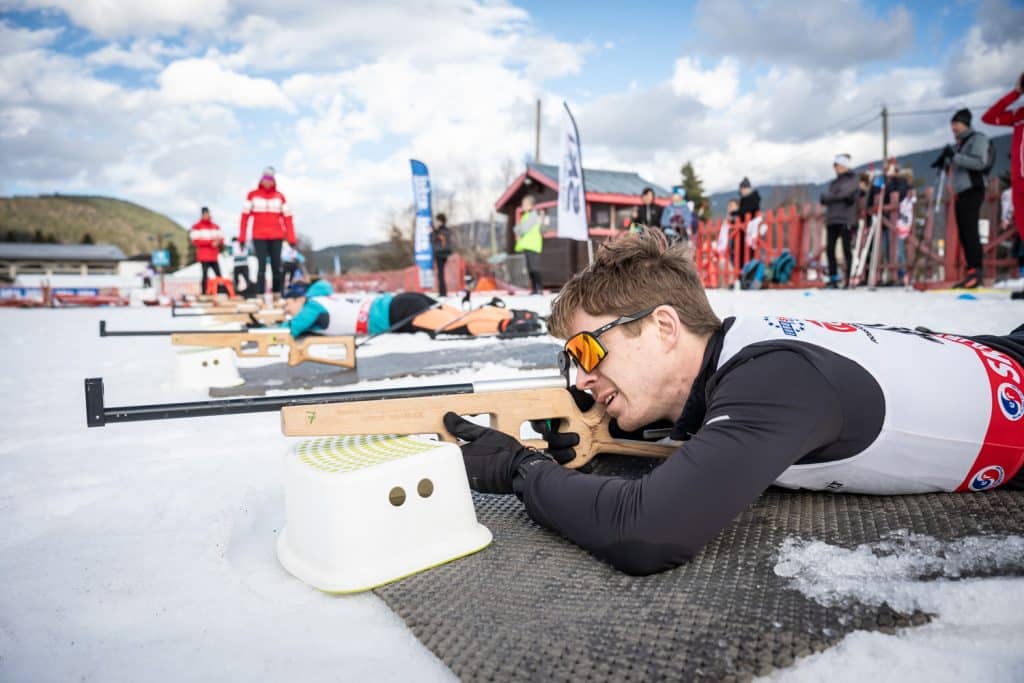 testez le biathlon à la Foulée Blanche avec l'ESF d'Autrans
